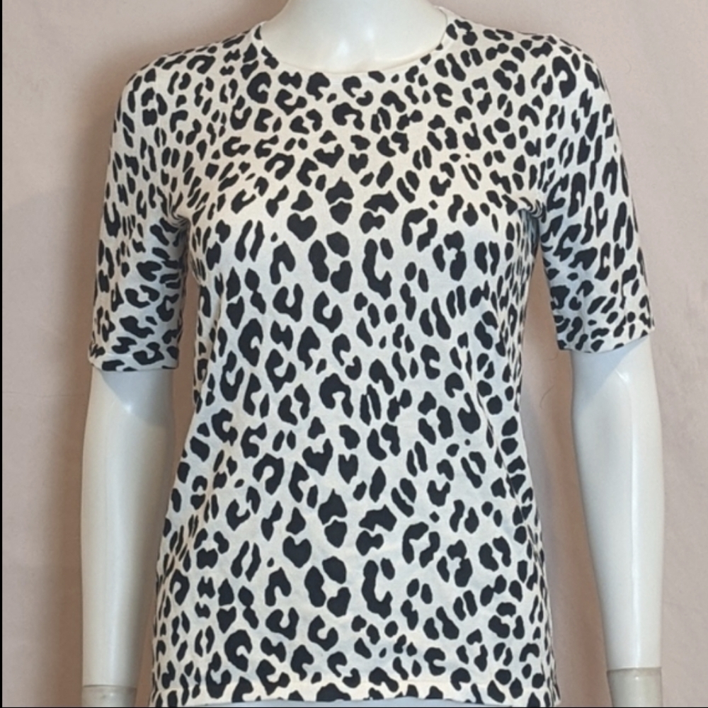Edinburgh Knitwear Black and White Knitted Short Sleeve Animal Print Tee Small
